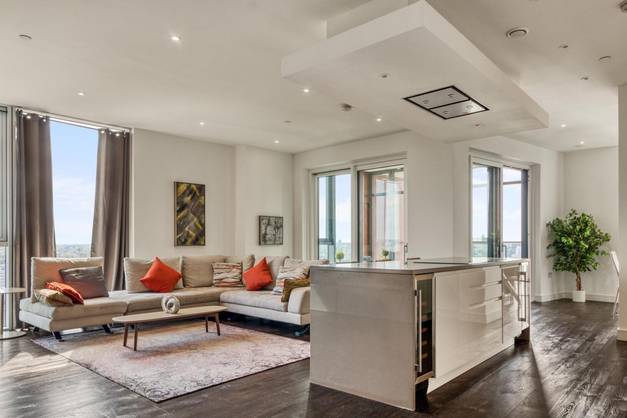Stunning 360º View Luxurious Penthouse Lejlighed London Eksteriør billede